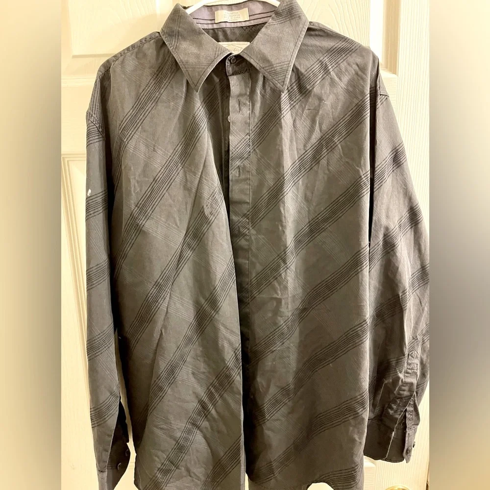 Subtle striped button down - Picture 1 of 3